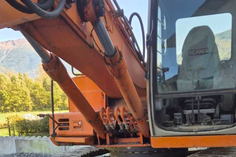OmecoHub - Immagine FIAT HITACHI EX165